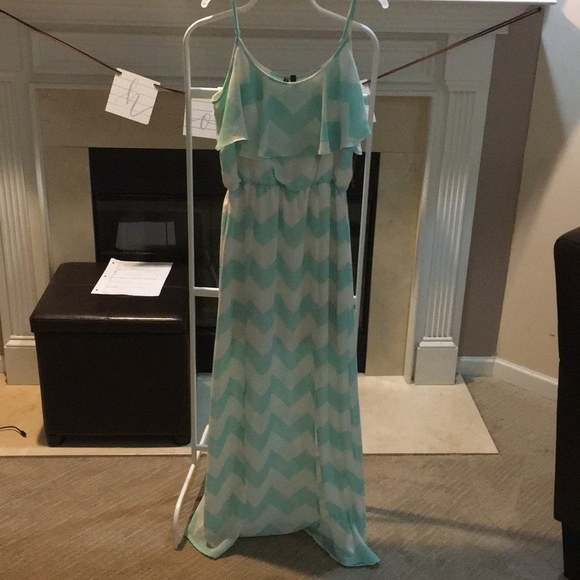 HeartSoul Dresses & Skirts - Chevron pattern maxi dress HeartSoul Dresses & Skirts - Chevron pattern maxi dress